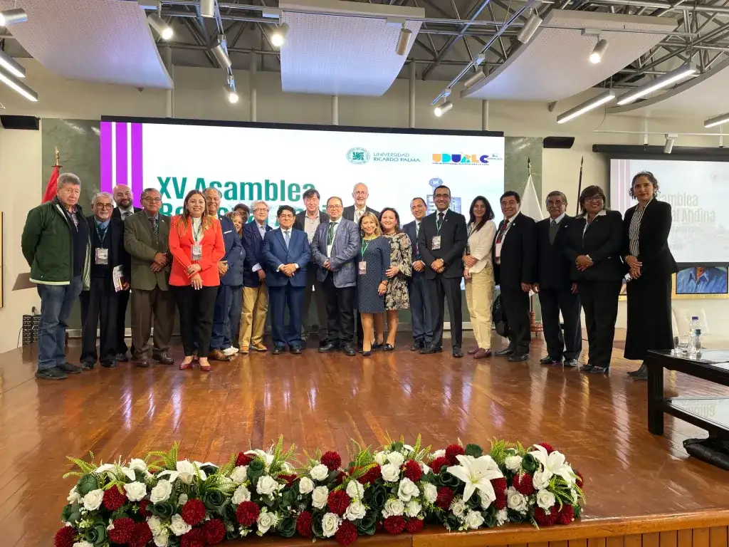 Lima  e convirtió en el principal punto de encuentro de la educación  uperior latinoamericana con la realización de la XV A amblea Regional Andina de la Unión de Univer idade  de América Latina y el C