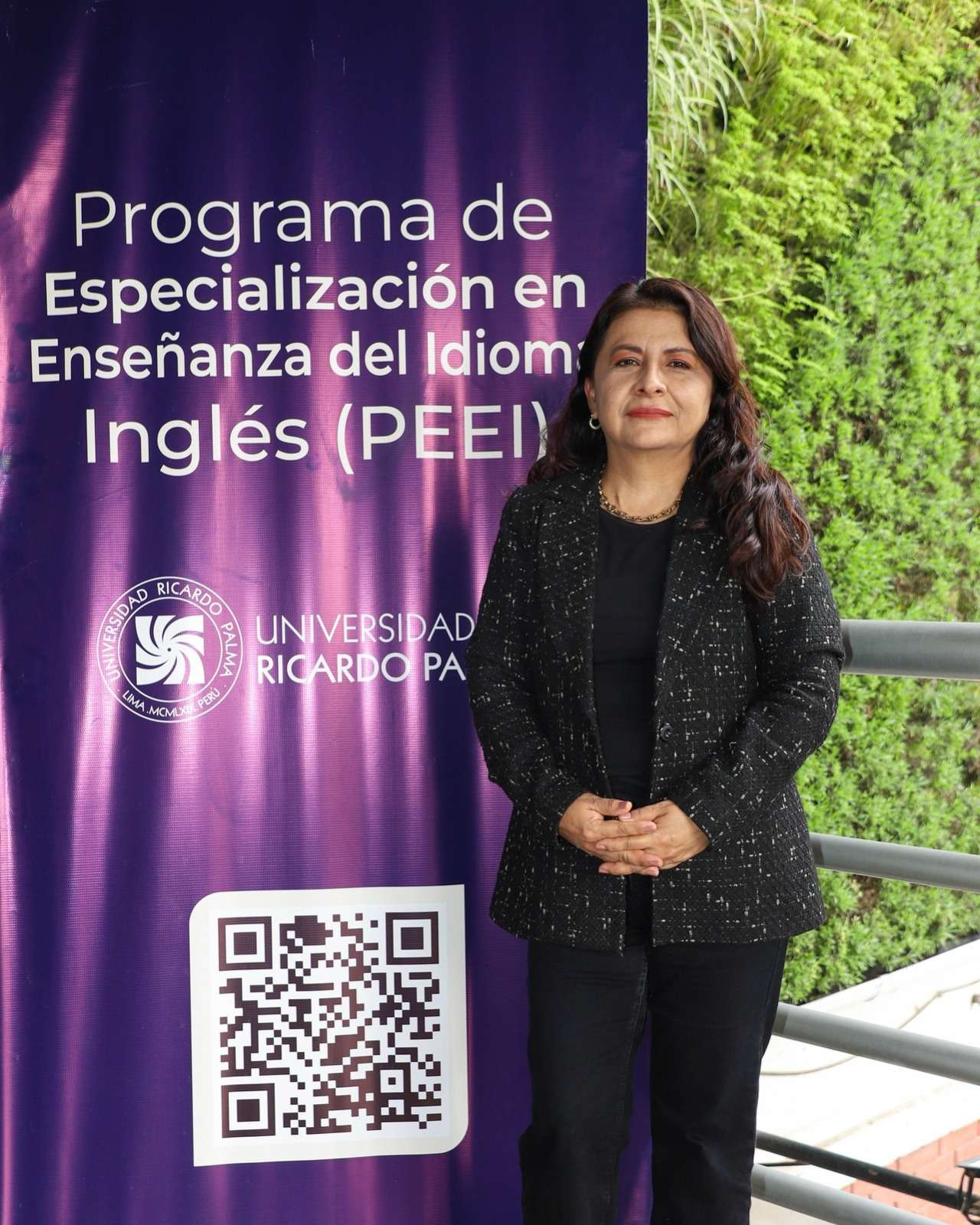 MONICA MELÉNDEZ
Licentiate in Tran lation and Interpreting in Engli h and French, Ricardo Palma Univer ity. Ma ter in Education, Educational Policie  and Management, San Martin Univer ity. Diploma in