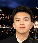 Zhao Zheng  赵峥
Má ter en Educación de Lengua  (MSc Language Education) por la Univer idad de Edimburgo. Po ee la certificación CATTI Nivel II y experiencia profe ional en traducción e interpretación.