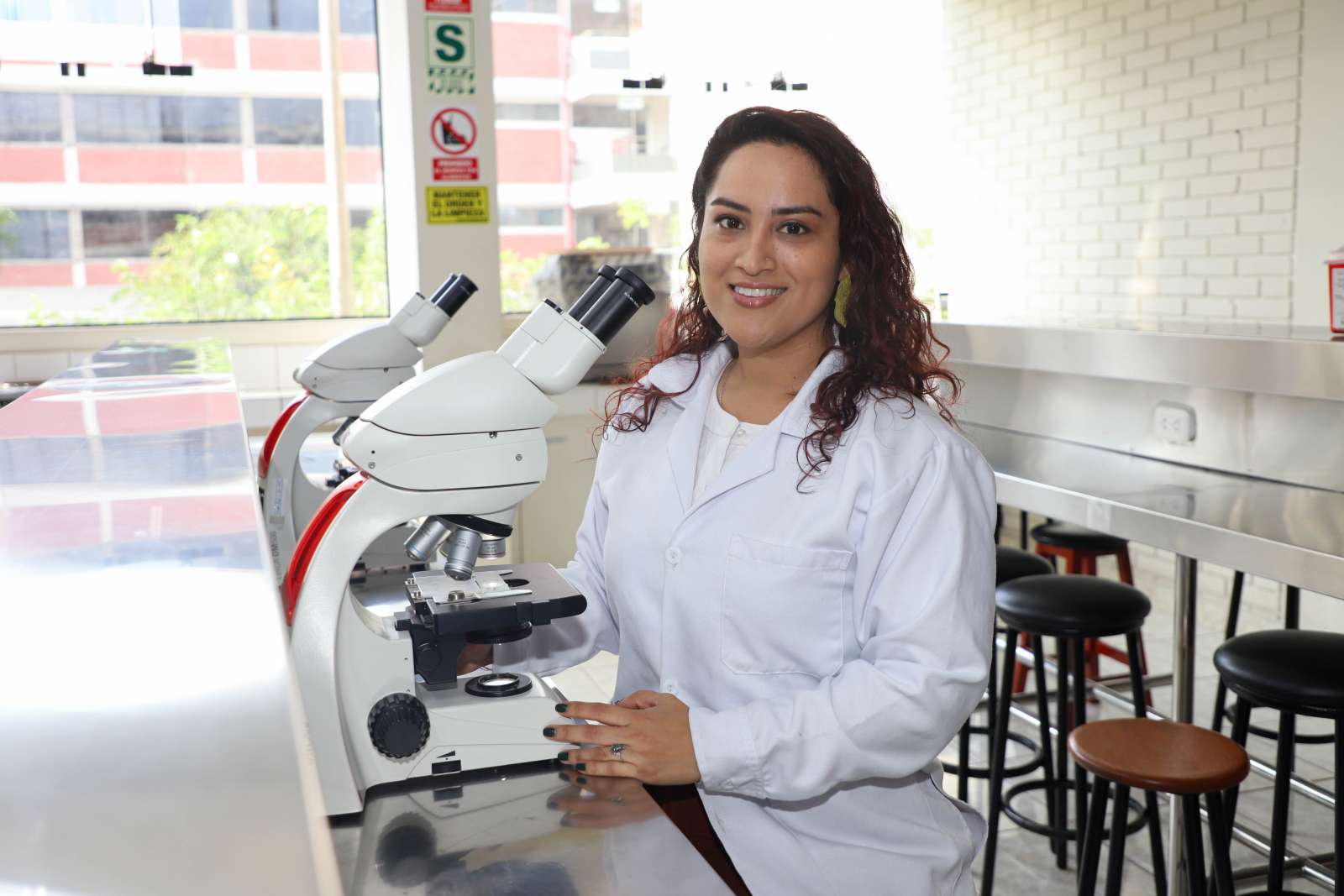 Han pa ado 15 año  de de que el In tituto Confucio URP abrió  u  puerta  para unir a do  cultura  con raíce  muy profunda , como  on Perú y China. Su hi toria e  el re ultado de la colaboración entre