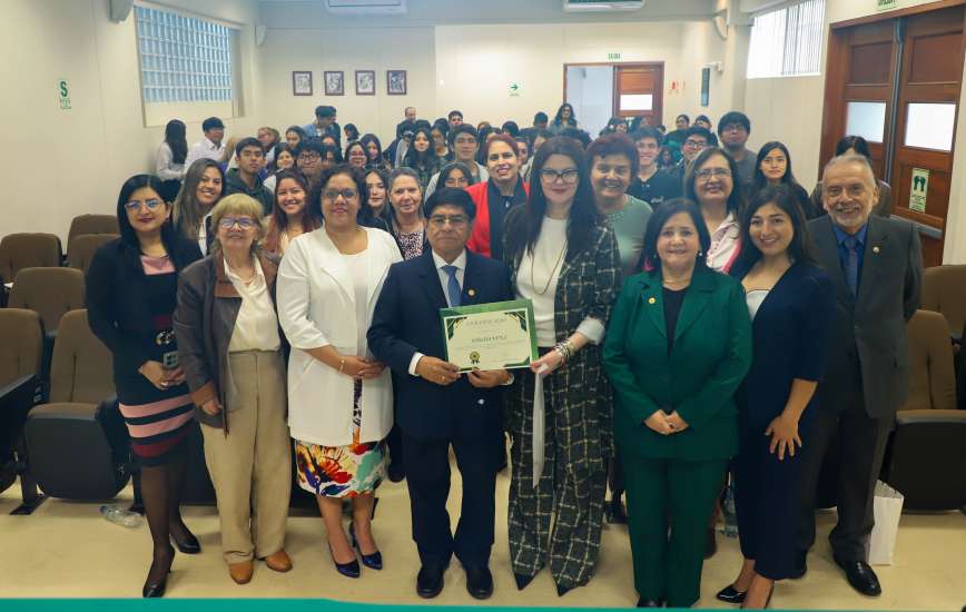 La Fuerza de quien acompaña: Empoderamiento y Salud Mental del Tutor Universitario