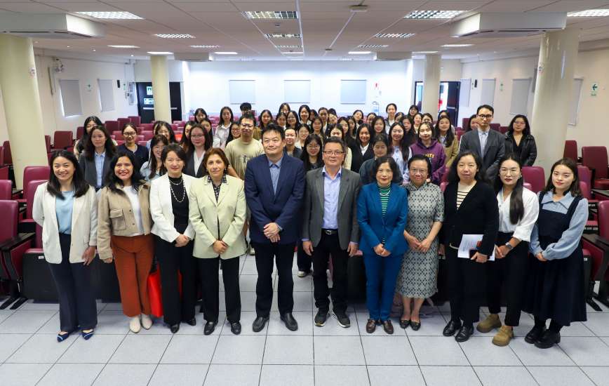 URP fortalece la cooperación académica internacional con el Programa de Entrenamiento de Voluntarios de CLS