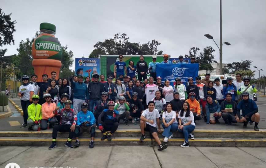 Bicicleteada 10K dio inicio a la Semana FACEE 2025 en la Universidad Ricardo Palma