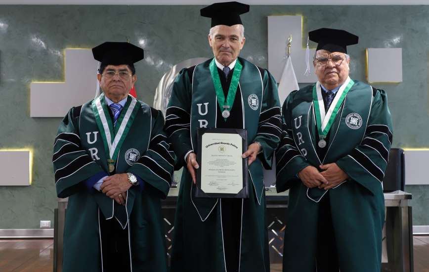 Universidad Ricardo Palma otorga la distinción de Doctor Honoris Causa al Ing. Roque Benavides Ganoza