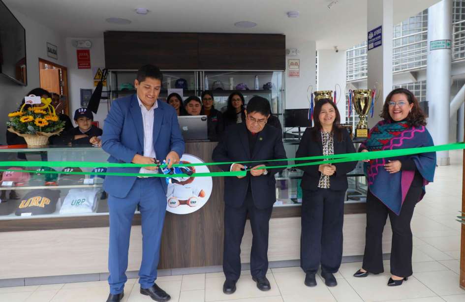 Inaguración de URP STORE